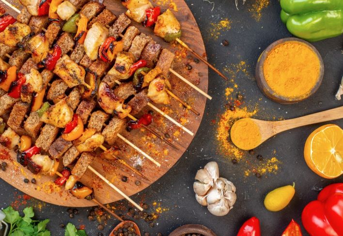 Чем отличаются разные виды шашлыка из доставки «Брынзы»