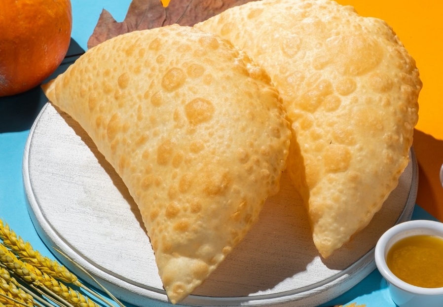 Где купить лучшие чебуреки с мясом?