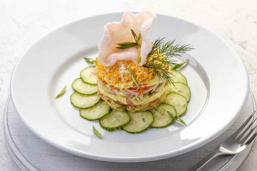 Когда стипендия на нуле, а праздник на носу: лайфхаки, как выбрать вкусную еду с доставкой на День студента