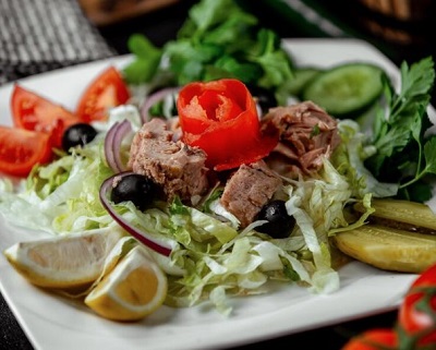 Как выбрать салаты с мясом